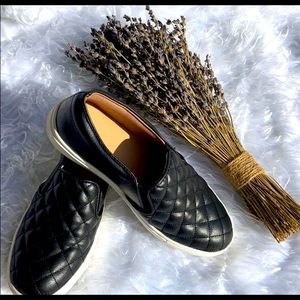 Women's Reese Memory Foam Insole Sneakers